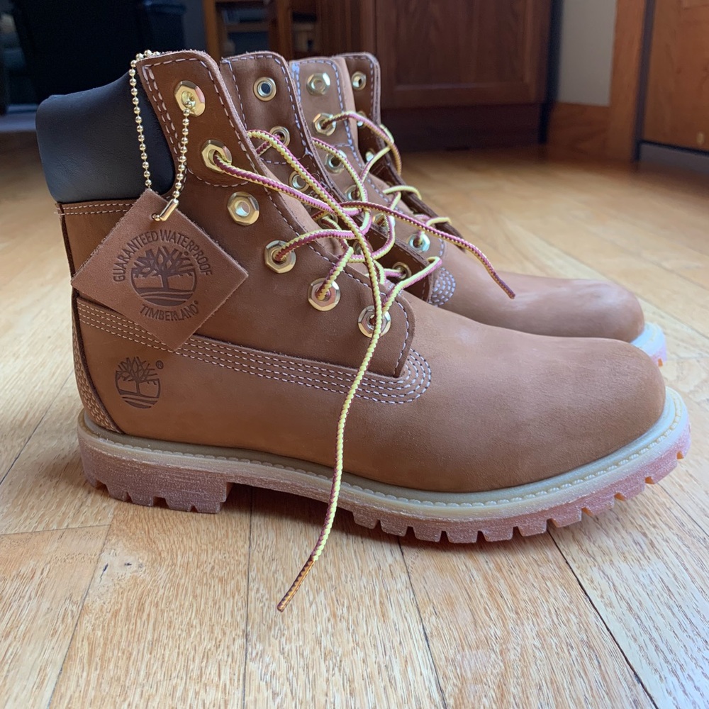 NEW Timberland Premium Waterproof Boots Size 7